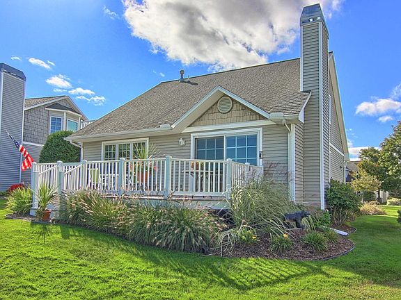 2nd image of 6236 Singletree Ln