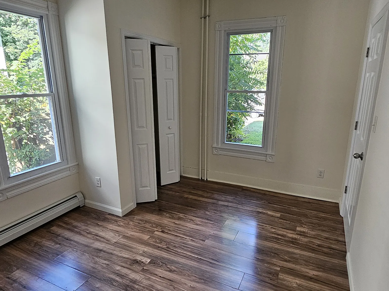 3 bed, 1200 sqft, $1,850 — Photo 3