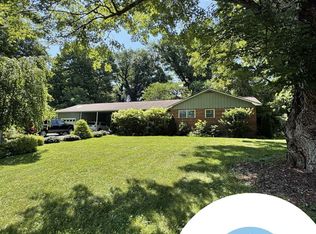 81 S Country Club Dr, Cullowhee, NC 28723