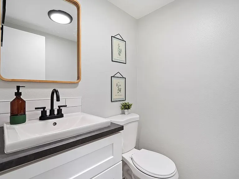 3024 Ross Dr #B11 — Photo 7
