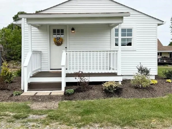 123 E Wilson Ave, Eau Claire, PA 16030