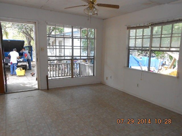 1st image of 590 Sombra St