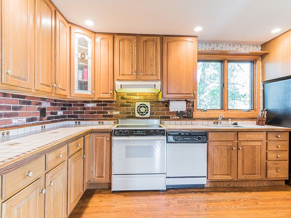 Beautiful Oak Kitchen