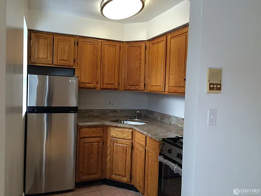 Rented by Oxford Property Group | media 11