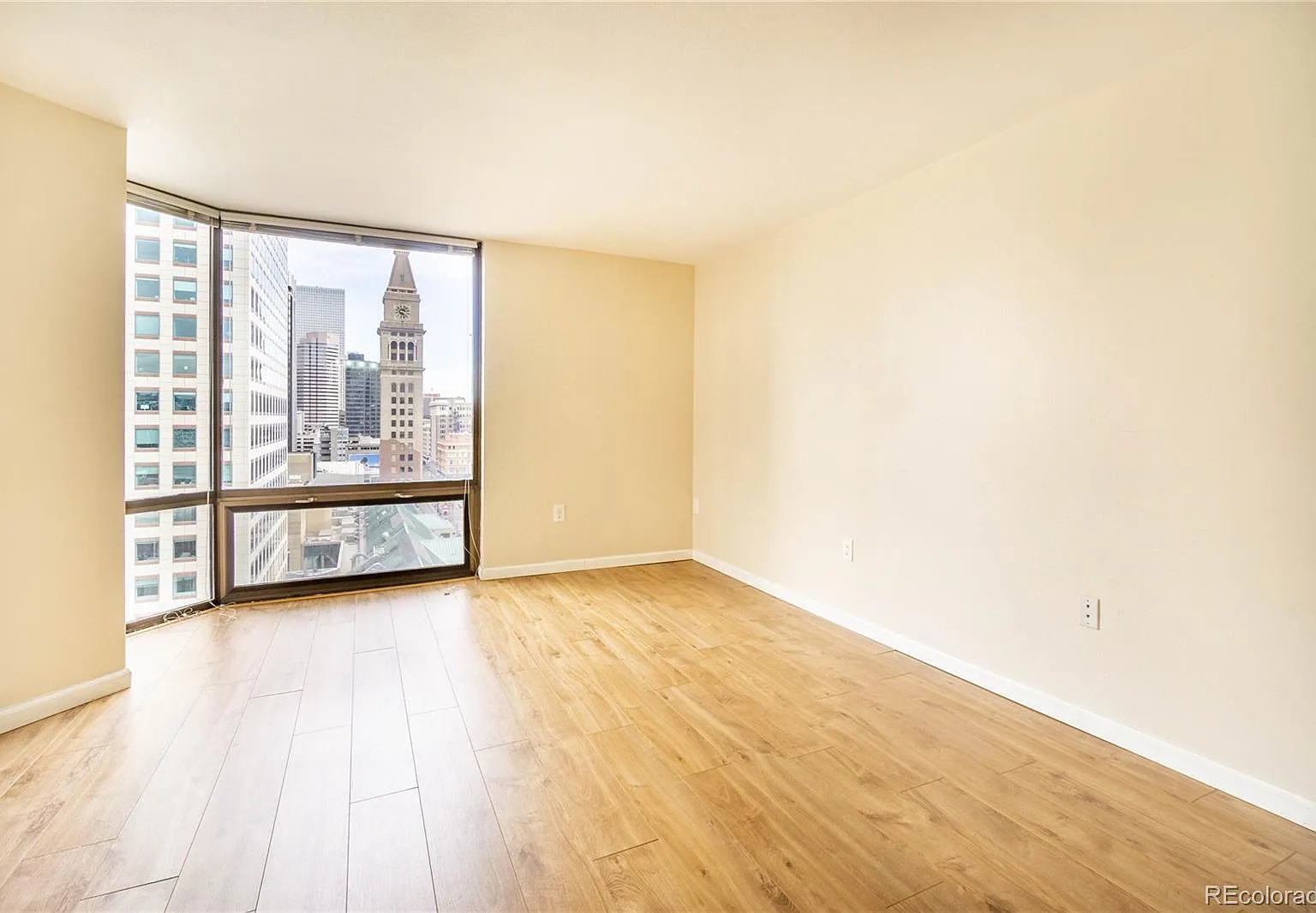 Barclay Towers — Photo 1
