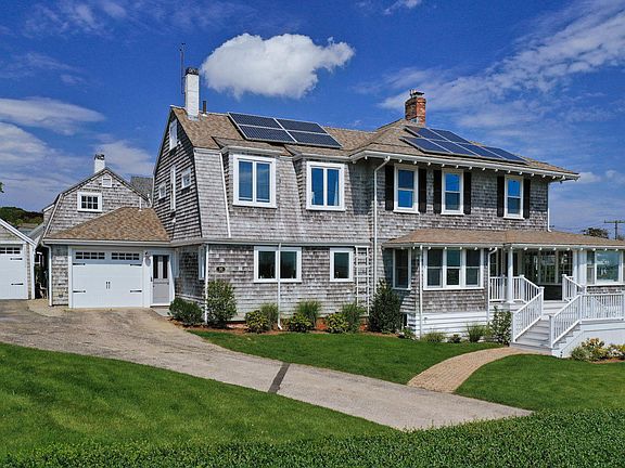 3rd image of 90 Wachusett Avenue