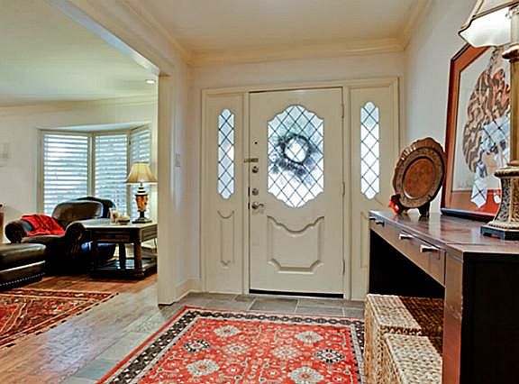 3rd image of 3854 Echobrook Ln