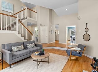 183 Bishops Forest Dr UNIT 183, Waltham, MA 02452