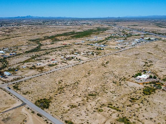 5th image of 19300 W ROADRUNNER Road #-