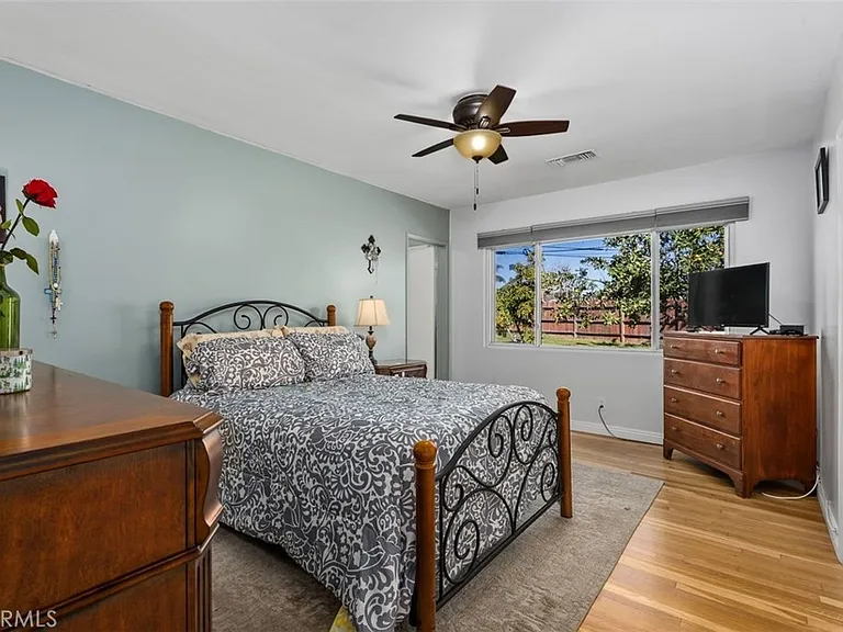314 S Velva Pl — Photo 7