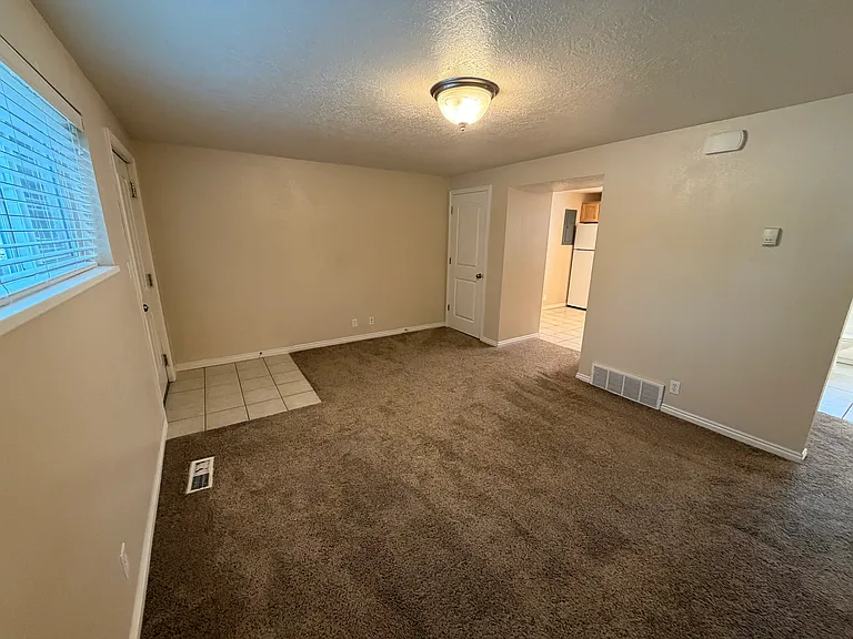 1633 S 740th St E #1633 — Photo 2