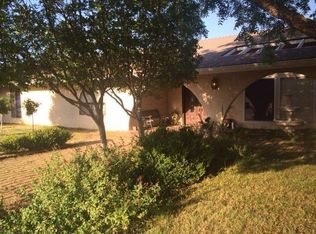 8518 N Chickadee Ln, Clovis, CA 93619