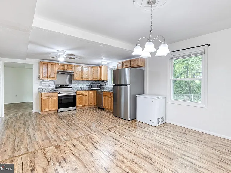 2249 Four Seasons Dr — Photo 11