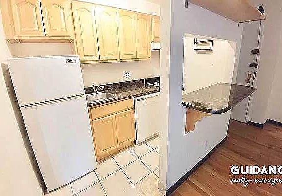 2nd image of 312 W 73rd St APT 2B