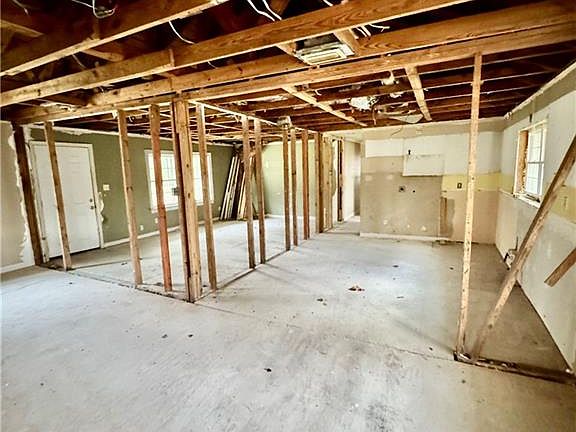 4th image of 9330 Cain St