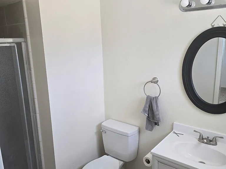 1005 W Cambridge Ave — Photo 11