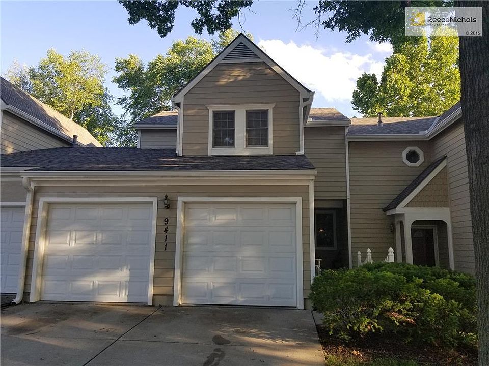 Two car garage !