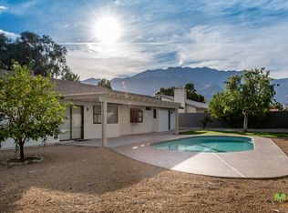 2140 E Rochelle Rd, Palm Springs, CA 92262