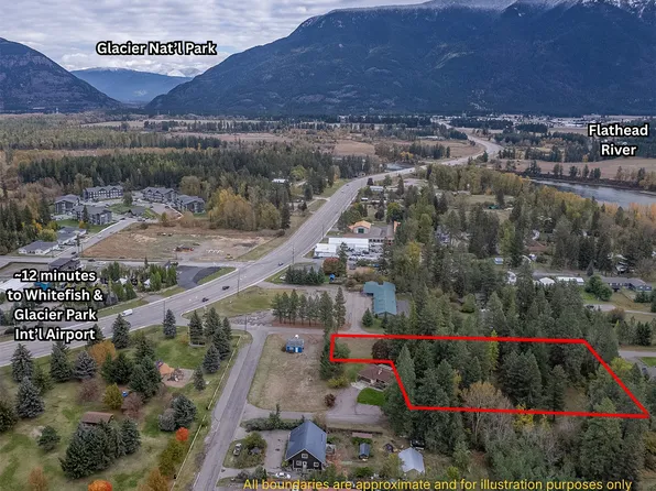 1327 1st Avenue En #36, Columbia Falls, MT 59912