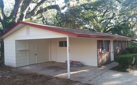 4th image of 783 Bahama Dr