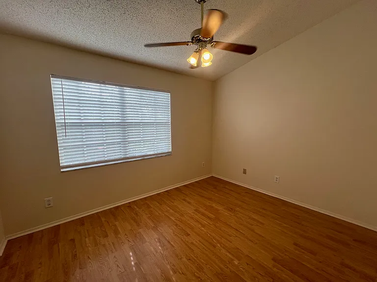 394 Countryside Key Blvd — Photo 14