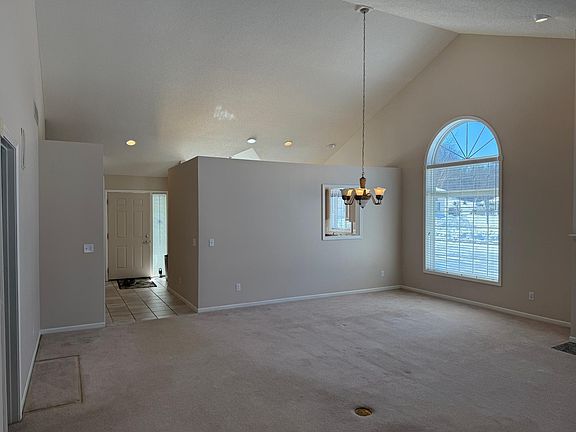 4th image of 1940 Topaz Pointe Ln SW