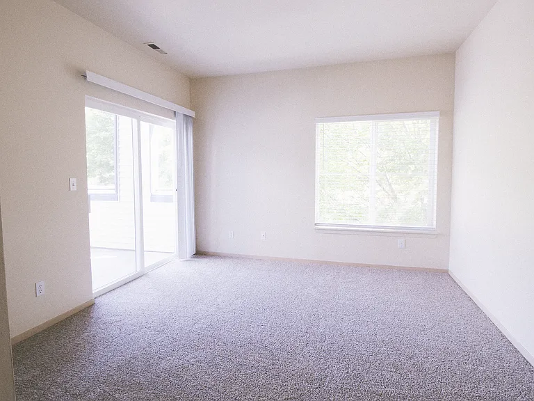 2433 George Washington Way — Photo 24