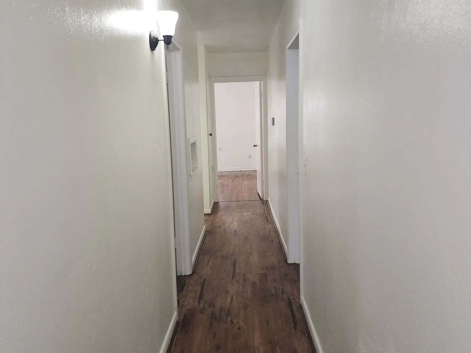3 bed, 1600 sqft, $1,550 — Photo 1