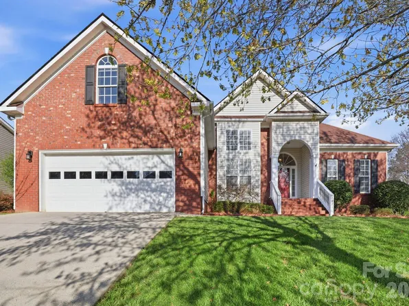 2421 Sweetbriar Ln, Rock Hill, SC 29732