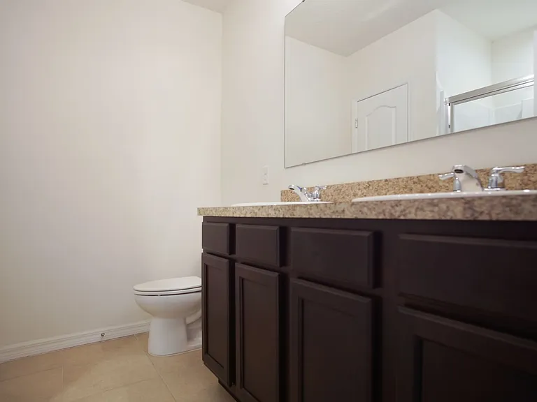 467 Arbor Lakes Dr — Photo 15