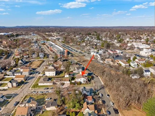 24 Maple Ave, Waldwick Boro, NJ 07463