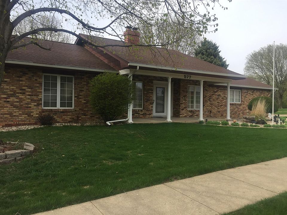 1st image of 577 14th St SE