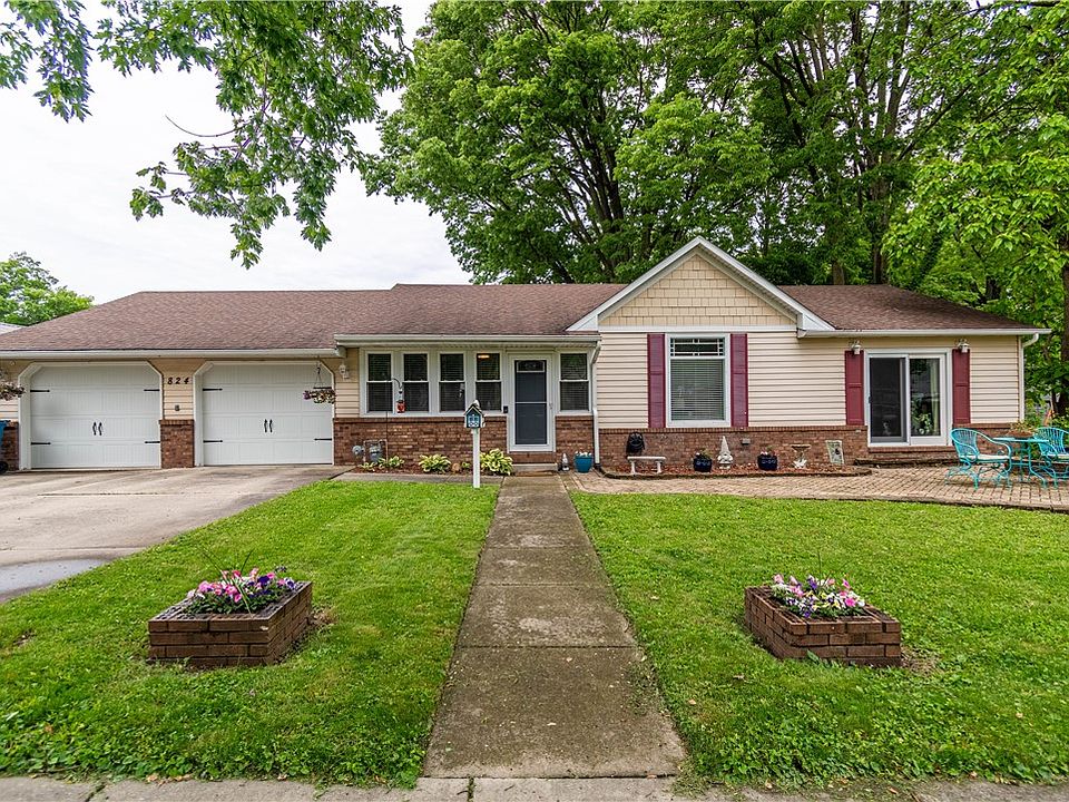 1st image of 824 N Elm Blvd