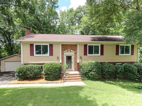100 Condover Pl, Charlotte, NC 28270