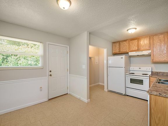 5th image of 9819 Colony Park Ln #A