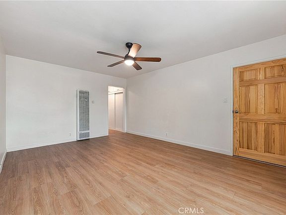 3rd image of 930 E 1st St Unit 16