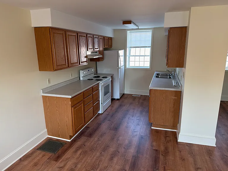 6 Mill St #1 — Photo 8