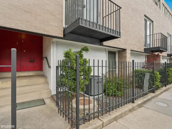 5641 S Harper Ave, Chicago, IL 60637