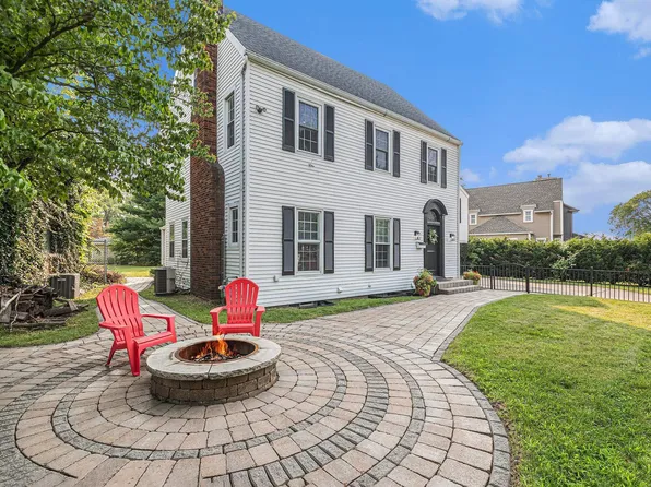 512 E Angela Blvd, South Bend, IN 46617