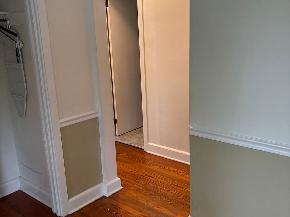 1st image of 601 Linden Cir