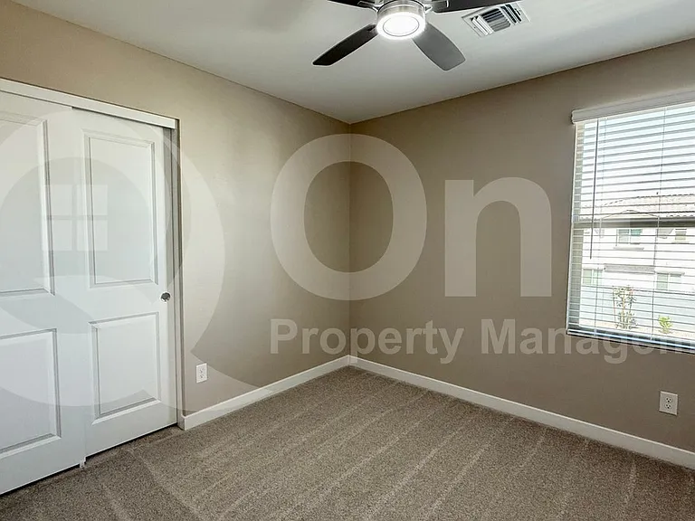 3189 S 180th Ln — Photo 16