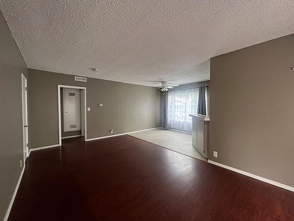 2nd image of 118-120 N Chester Ave Unit 1201