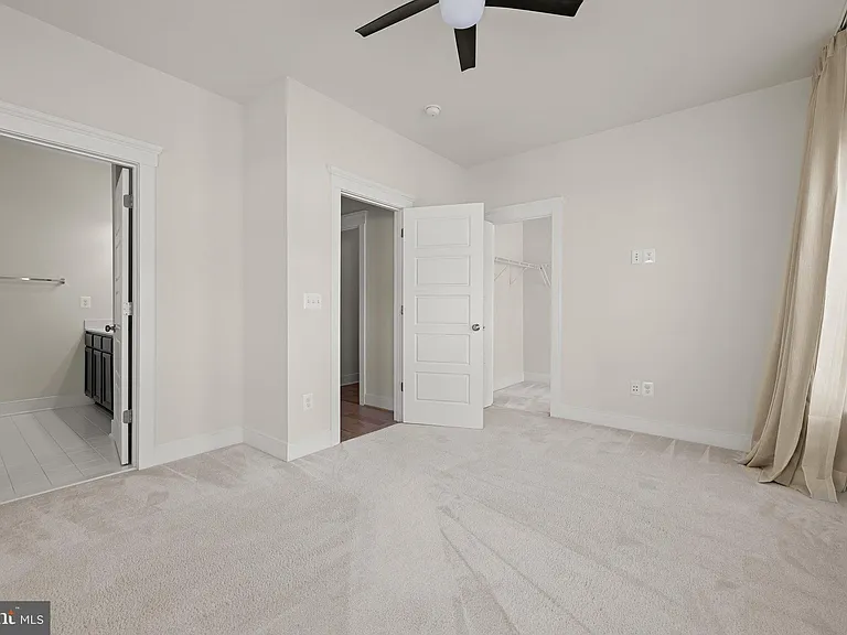 212 Upper Brook Ter — Photo 32