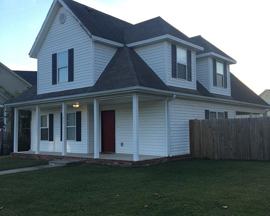 1st image of 2701 N Westminster Dr