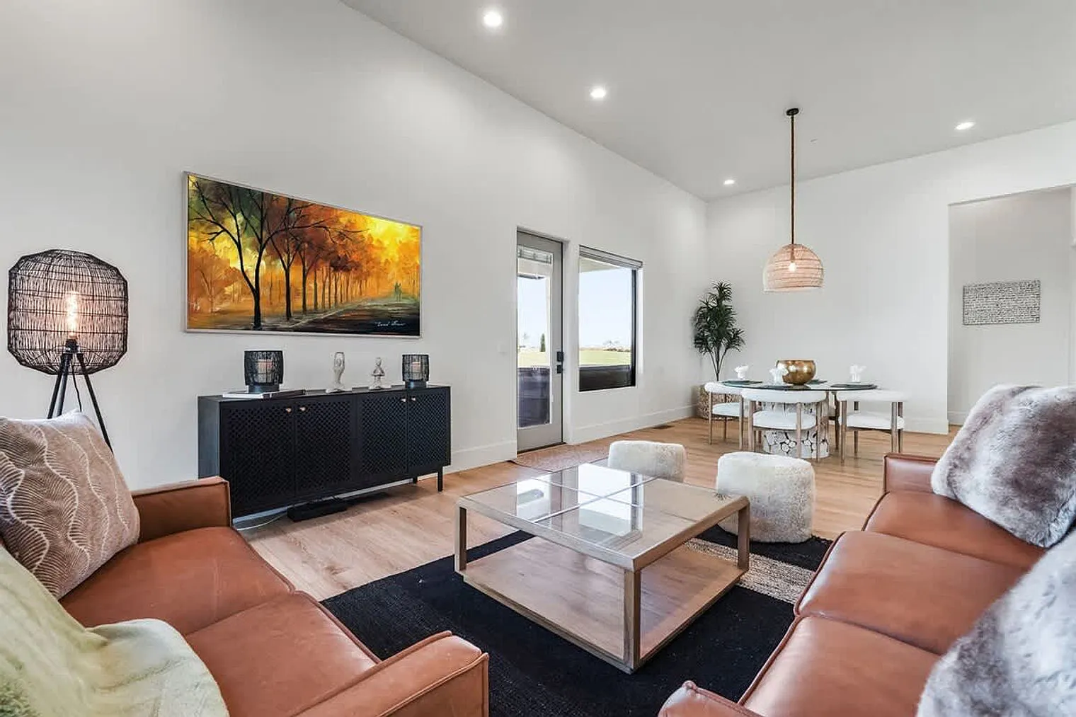 1 bed, 1.0 bath, $6,904 — Photo 2