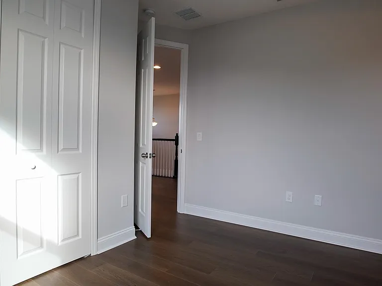 12182 Eastmoor Dr — Photo 5