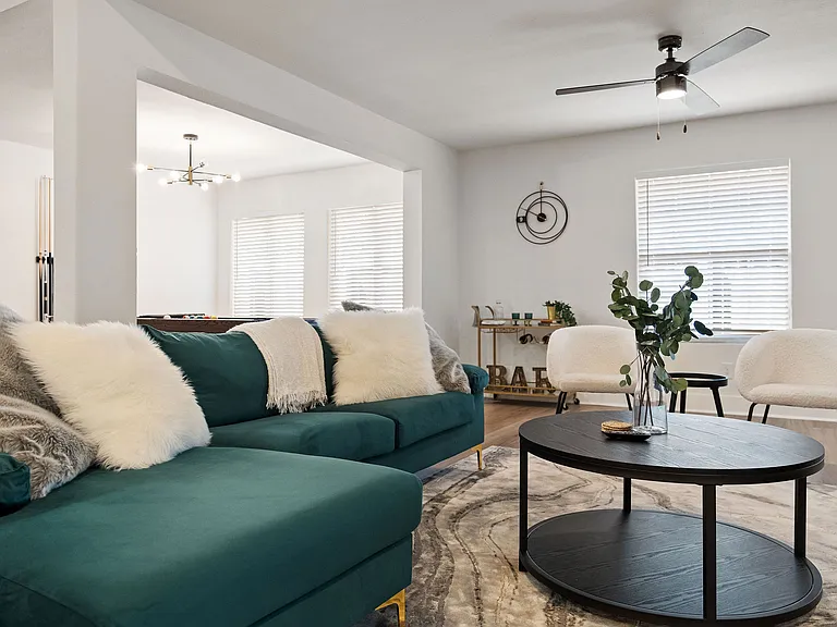 16502 Fox Knl — Photo 3