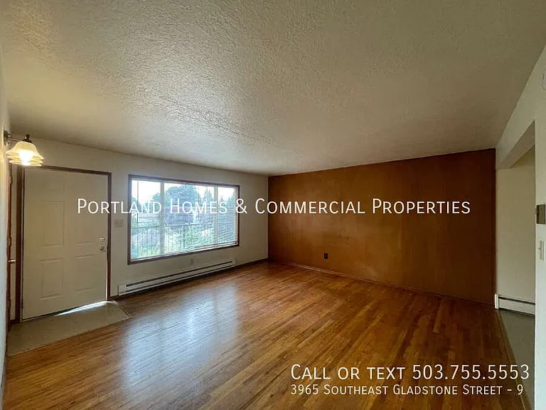 3965 SE Gladstone St #9 — Photo 3