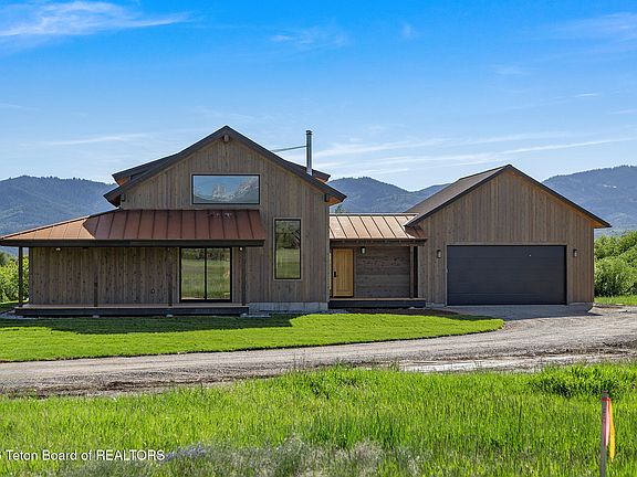 5th image of 6322 Fox Springs Dr