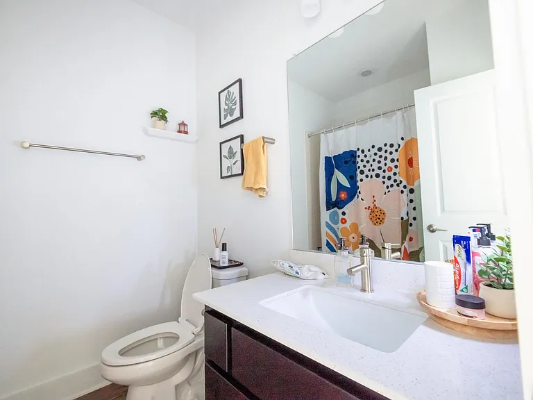 2501 Simond Ave #D — Photo 15